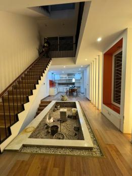 Bán Nhà P/Lô Ô Tô Tránh Quận Ba Đình 80m2-5T LÔ GÓC 3 THOÁNG 31 Tỷ Linh Lang.
