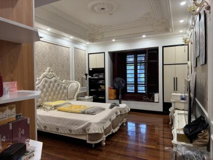 Bán nhà KĐT Văn Quán ô tô tránh vỉa hè kinh doanh DT 256M 4T MT 12M GIÁ 46 tỷ