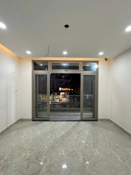 CHO THUÊ NHÀ NGUYÊN CĂN PHAN ĐÌNH PHÙNG P2 ĐÀ LẠT - 5 TẦNG, 8PN, THANG MÁY, MẶT BẰNG KD