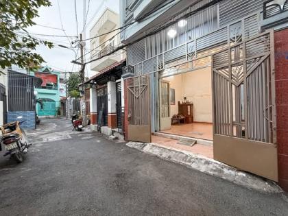 Nhà Hẻm Ôtô Đường Nguyên Hồng (Phường 1 Quận Gò Vấp Cũ).