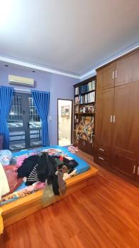Nhỉnh 6 Tỷ TL! NHÀ HẺM XE HƠI – 82M² – Giáp Phú Nhuận, Chỉ 10 phút ra SÂN BAY TSN!