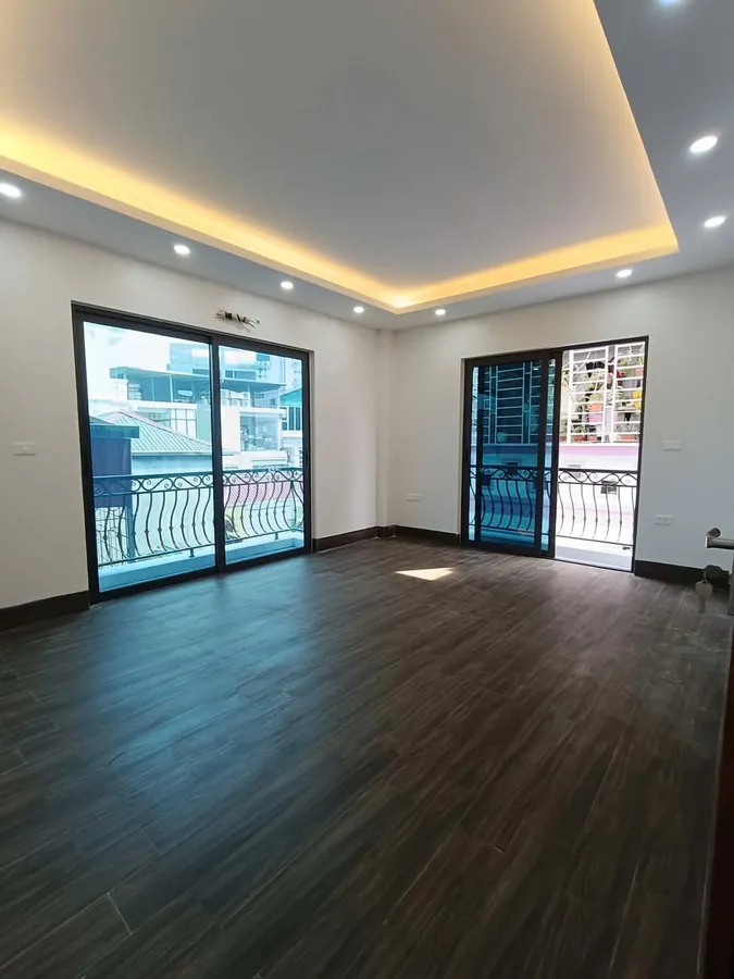 Ô tô đỗ cửa S64m mt 5m giá14 tỷ Vũ QuỳnhNamTừLiêm