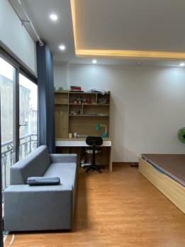 Bán nhà trung tâm Thạch Bàn, diện tích 35.0m2 – 6.25tỷ, ô tô lùi gần cửa