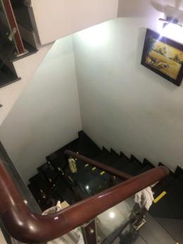 Bán nhà Hẻm nhựa 6m, đường Diệp Minh Châu - Tân Sơn Nhì, 4,5x16m, 5 Tầng, 8,9 tỷ.