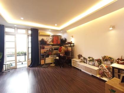 Bán Nhà Mặt Phố Quận Ba Đình 60m2-5T 2MT TRƯỚC SAU 2 THOÁNG 42 Tỷ Phạm Hồng Thái