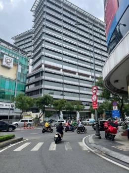 Gấp căn hộ chung cư tầng trệt mặt tiền phường Phú Nhuận, gần sân bay Tân Sơn Nhất
