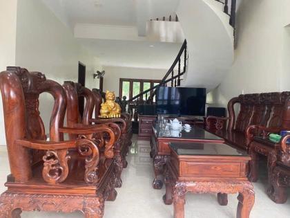 BIỆT PHỦ SÂN VƯỜN – MẶT TIỀN ĐƯỜNG LỚN – FULL NỘI THẤT – TÂN XUÂN 2, HÓC MÔN