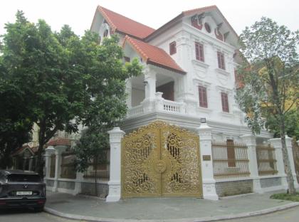 Biệt thự Lô Góc KĐT Thành phố Giao Lưu view công viên cạnh hồ điều hòa 250m2 chỉ 7x tỷ. 0989626116