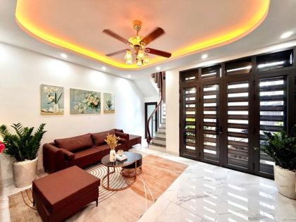 B.Á.N N.H.À ĐẸP GIÁ TỐT – TÂY NAM LINH ĐÀM FULL NỘI THẤT GIƯỜNG TỦ