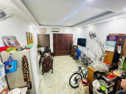Bán nhà mặt ngõ 37 Bằng Liệt, SĐCC 32m2 x 5 tầng, ngõ ô tô