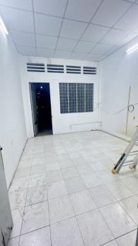 Gấp bán nhà riêng TPHCM, gần mặt tiền, Bộ Công An, phường Cầu Ông Lãnh (Quận 1)