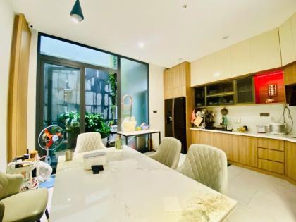 Ở NGAY! Bán Nhà Đẹp 4 Tầng Xe Hơi Thông Nguyễn Văn Trỗi, 56m2, 9.5 Tỷ