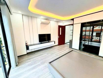 CỰC PHẨM. BÁN NHÀ CẠNH KĐT KHAI SƠN CYTI  LONG BIÊN, 7 TẦNG, GA RA Ô TÔ LEXUS , KD, GIÁ TỐT
