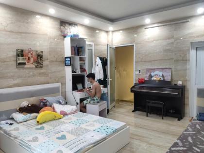 Bán nhà ngõ 2 Hoàng Liệt, Bán đảo Linh Đàm, SĐCC 30m2, ngõ ô tô