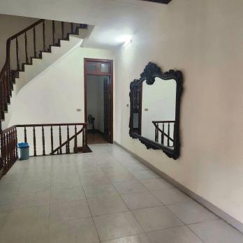 Bán nhà phố Hoàng Văn Thái, Thanh Xuân, phân lô, gần ô tô , 2 mặt thoáng trước sau