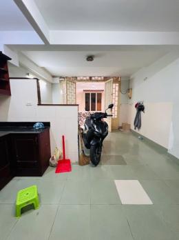 ???? NHỎ XINH MÀ CÓ TÂM HỒN 4 TẦNG! ???? Trường Sa, P14, Quận 3 – Phường Nhiêu Lộc mới – Cách mặt tiền chỉ 10m, sát bờ kè ????