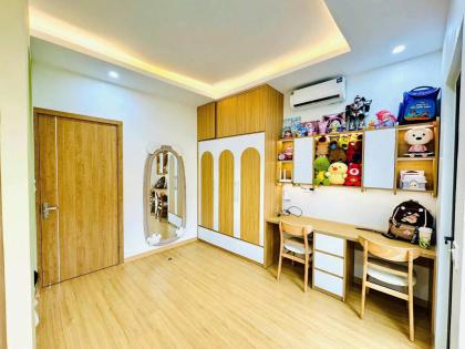 Bán nhà ngõ Trương Định, 50m2, lô góc, ô tô vào nhà