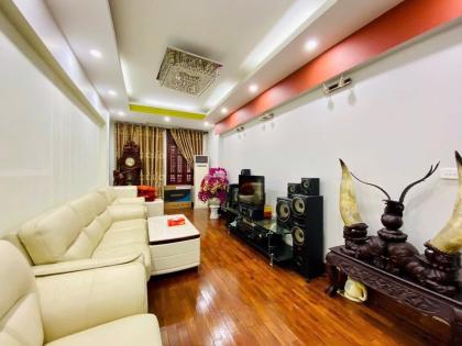 Bán Nhà P/Lô Ô Tô Tránh Quận Ba Đình 60m2-5T VỪA Ở VỪA KD 2 THOÁNG 21 Tỷ Quần Ngựa.