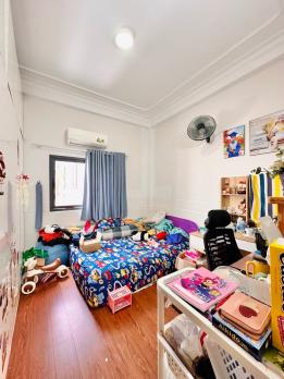 Chủ bán gấp hạ giá kịch sàn còn 9.x tỷ, 50m2, 4 tầng BTCT, HXH thông – Đặng Văn Ngữ, Phú Nhuận.