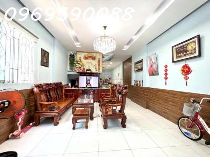 Nhà 68m² 2T H. XE HƠI ĐẬU CỬA gần chợ Sơn Kỳ AEON Chỉ 6TỶ.