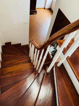 Bán nhà ngõ 1395 Giải Phóng, SĐCC 33m2 x 5 tầng, gần phố