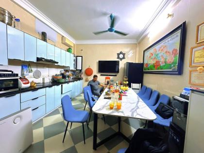 Bán nhà mặt phố Nguyễn Viết Xuân, SĐCC 50m2 x 5 tầng