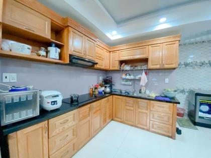 Ở NGAY! Bán Nhà Đẹp 3 Tầng Xe Hơi Thông Đặng Văn Ngữ, 64m2, 9.5 Tỷ