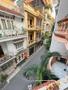 Bán Nhà P/Lô 2 Ô Tô Tránh Quận Hai Bà 71m2-4T MT5,4m Vừa Ở Vừa KD 21 Tỷ Yên Lạc.