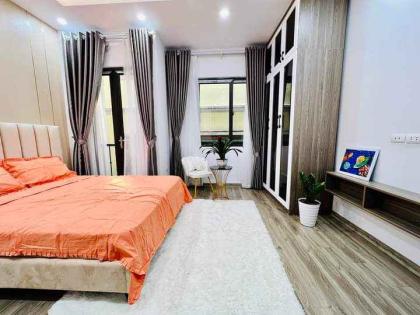 HIẾM! Bán Nhà 4 Tầng Lung Linh Xe Hơi Thông Sư Vạn Hạnh, 63m2, 11 Tỷ