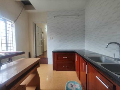 Cho thuê nhà phố Đào Tấn, Ba Đình, 80m2, 2 ngủ, nhà đẹp gần phố, ô tô đỗ cửa