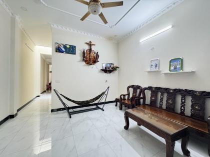 Mặt tiền đường số 1, P Tam Bình Thủ Đức 122m2 ngang gần 5m giá 6.9  tỉ sổ vuông