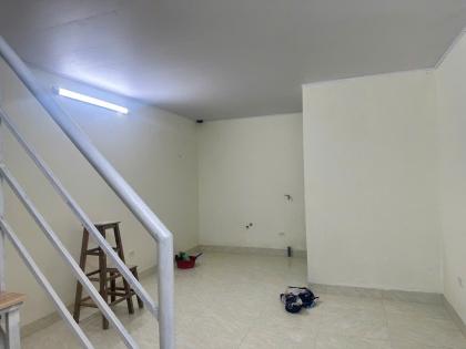 Bán nhà tập thể Thạch Bàn 30m2 , lô góc, ở ngay được, chỉ 1.6 tỷ