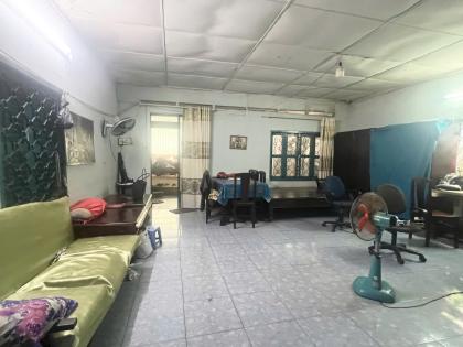 Bán nhà Mặt tiền Quốc lộ 13 ngay Phạm Văn Đồng, 17x35m, Cấp 4, HĐT  50tr, 38 tỷ.