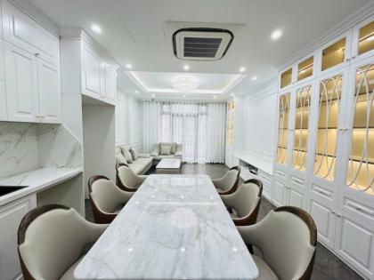 bán nhà dịch vụ vạn phúc, hà đông, 50m2, 7 tầng, ngang 5m, không lỗi, giá 16,8 tỉ