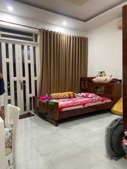 Bán Gấp Nhà Trong Ngõ Đường Dương Cát Lợi, Nhà Bè: 70m2, 4 Tầng, 4PN, Sổ Đỏ, Giá Hời Chỉ 6.9 Tỷ -