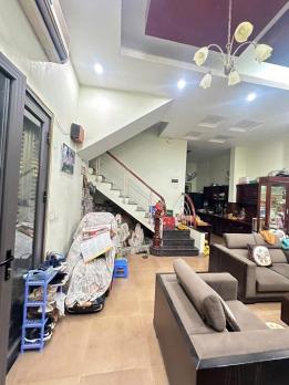 Bán Nhà Phố Quận Tây Hồ 188m2-4T MT RỘNG Đầu TƯ Xây 48,9 Tỷ Lạc Long Quân.