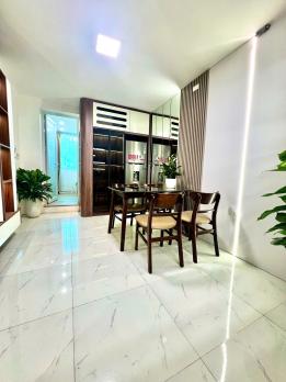 ????????Tập thể Mai Dịch, Cầu Giấy 70m 2PN 2WC, Mới xịn, chỉ 3.68 tỷ
