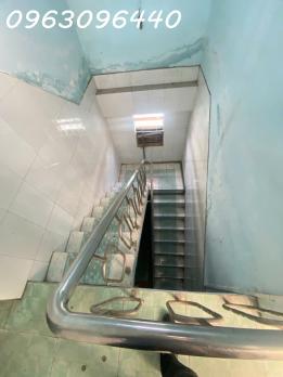Bán Nhà Trong Ngõ Quận 7, Đường Tân Thuận Tây: 76m2, 3 Tầng, 11 Phòng, Sổ Đỏ, Giá Chỉ 6.7 Tỷ - Cơ