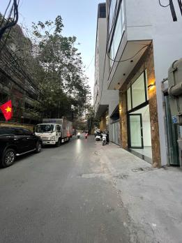 Cho thuê nhà Khuất Duy Tiến 60m x 6 tầng thông sàn thang máy 40tr 0903409888