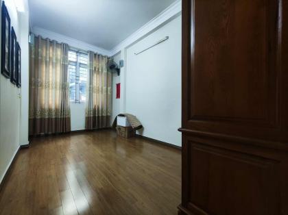 CHO THUÊ NHÀ ĐƯỜNG HOÀNG HOA THÁM, BA ĐÌNH, NHÀ ĐẸP FULL ĐỒ, GẦN Ô TÔ