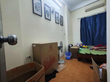 CHO THUÊ NHÀ ĐƯỜNG HOÀNG HOA THÁM, BA ĐÌNH, 4 TẦNG, 10M RA Ô TÔ