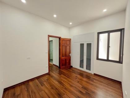 Bán Nhà phố Hoàng Văn Thái 52m2 x 4T x 12,5 tỷ ô tô, Kinh doanh