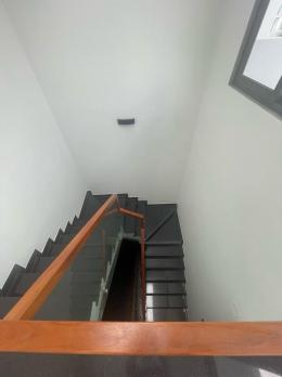 Căn góc mặt tiền đường số 12, đang cho thuê 17tr, 130m2 giá 13,5 tỷ