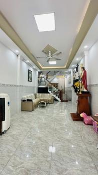 BÁN NHÀ MỚI ĐẸP BÌNH TÂN HẺM XE TẢI THÔNG  67M 4 TẦNG  4PN SỔ ĐẸP  HOÀN CÔNG ĐỦ