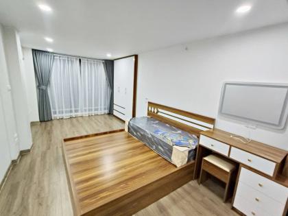 Bán nhà đường Trường Chinh Đống Đa, nhà đẹp ở luôn, 2 mặt thoáng