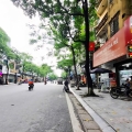 Bán nhà mặt phố Lê Thanh Nghị, 50m2, ngay ngã tư