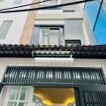 ???? NHÀ 4 TẦNG – HẺM XE HƠI – DƯƠNG BÁ TRẠC – P.RẠCH ÔNG - Q.8 CŨ - SÁT QUẬN 1 ???? . Diện tích ngang 5.5m x 5.5m, thoáng