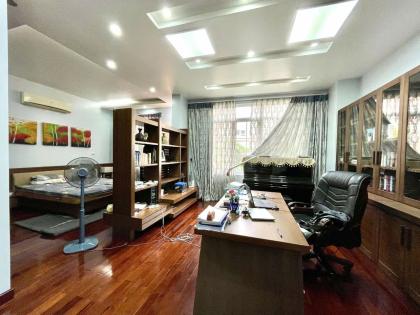 Bán nhà riêng tại Doãn Kế Thiện, Cầu Giấy, 65m2, ô tô, kinh doanh, nhỉnh 24tỷ.