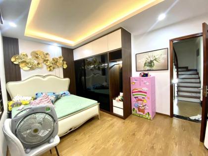 Bán nhà mặt phố Giáp Nhất, 33m2 x 6 tầng, 12.5 tỷ