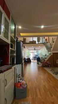 Bán nhà Đức Giang 93m2, phân lô, ô tô tránh, gara để 2 ô tô, 13 tỷ